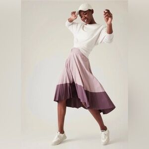 ATHLETA 1X/2X Performance Swing Forward Pleated Skirt Smoked Mauve Hi Lo UPF 50